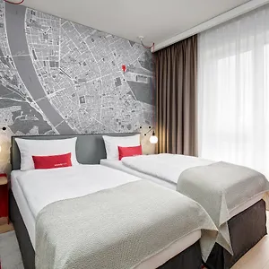 Intercityhotel Будапешт